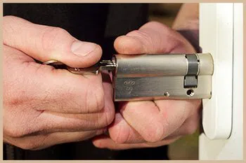 Elite Locksmith Services Lemon Grove, CA 619-210-7033 Elite Locksmith Services Lemon Grove, CA 619-210-7033 - 1-locksmiths